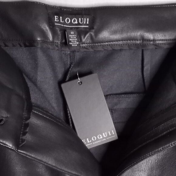 ELOQUII Women's Black Faux Leather Straight Leg with Split Hem Pants Size 22 NWT - Picture 10 of 11